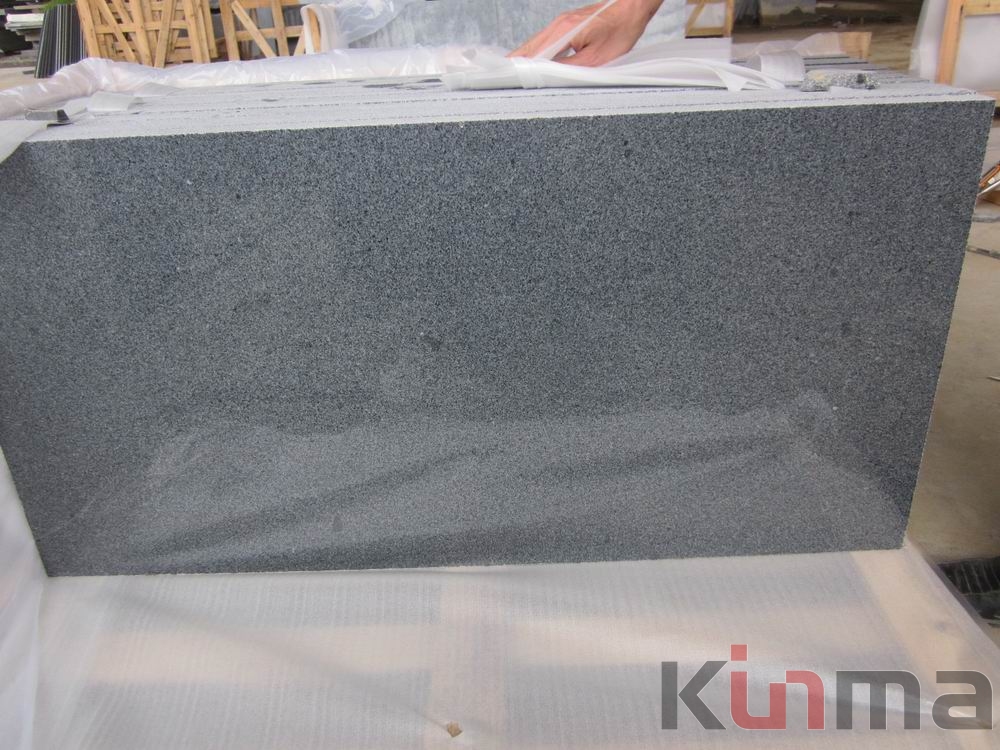 G654B China dark grey granite tiles