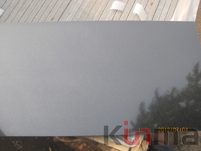 China Black Granite Tiles 30x60mm