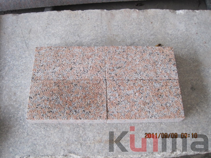 G562 Red Cubic Stones Granite